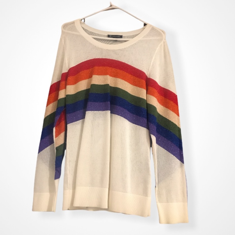 White and rainbow long sleeve🌈